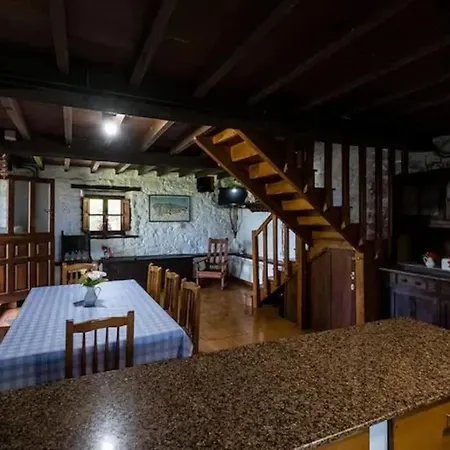 La Quintana De Marta Сasa de vacaciones El Collado de Llames